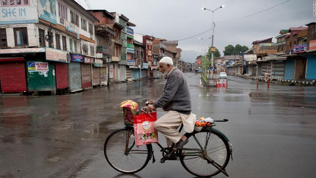 6-day complete lockdown reimposed in Kashmir