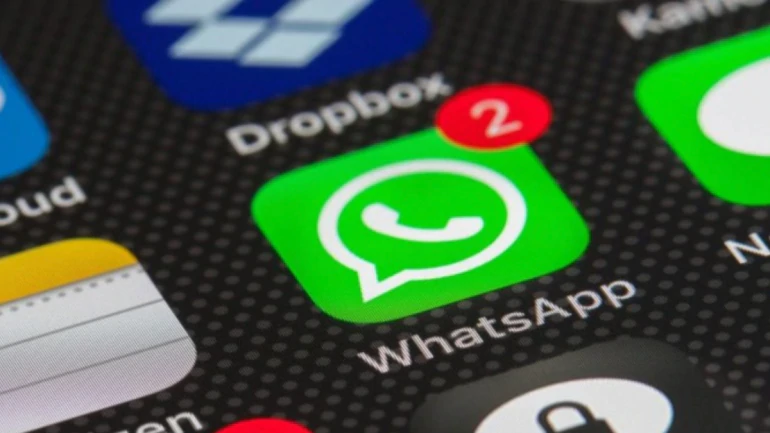 Facebook Messenger and WhatsApp likely to get cross-chat support