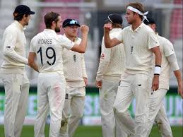 England rules the day as bowlers dominate 2nd test