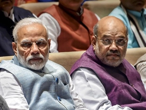 Amit Shah extends wishes
