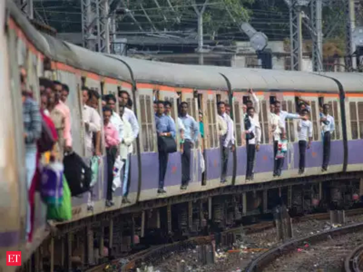 Mumbai local trains not likely to resume regular services before November