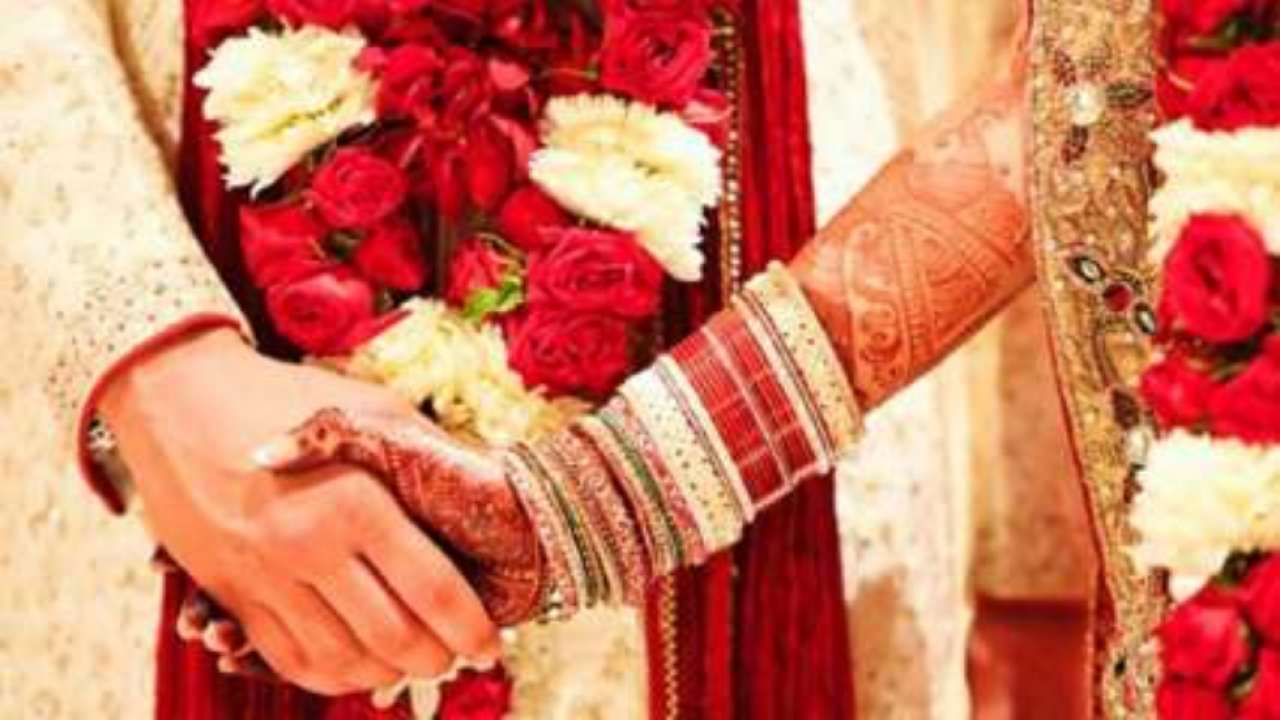 Shocking! A man from Karnataka married 2 sisters together