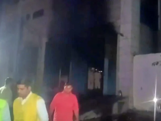 Mangolpuri Shoe Factory Fire in Delhi Kills 4; Owner Summoned
