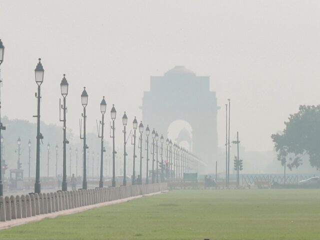 Delhi Air Quality Improves to 223 ‘Poor’ on Thursday; Stubble Share Rises