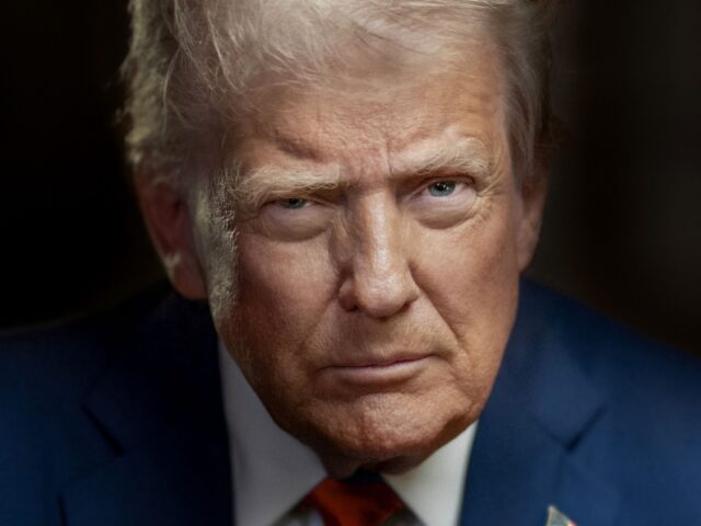 Trump Pauses Russia-Linked Tariff Threat Facing India and China