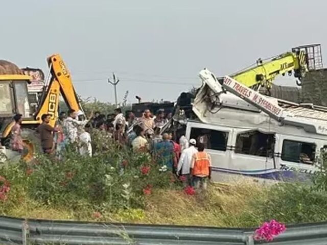 Eight Betul Pilgrims Killed as Minibus Falls Into Drain Near Kota