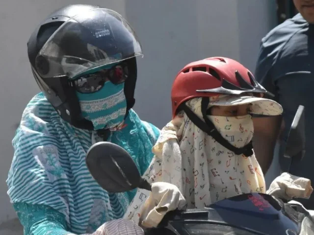 Mumbai Stays Hot and Humid as Gujarat Runs Above Normal Heat