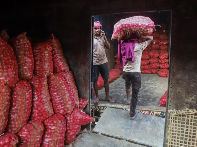 Onion Prices Doubled: Why Food Inflation Hit 7.74% in September