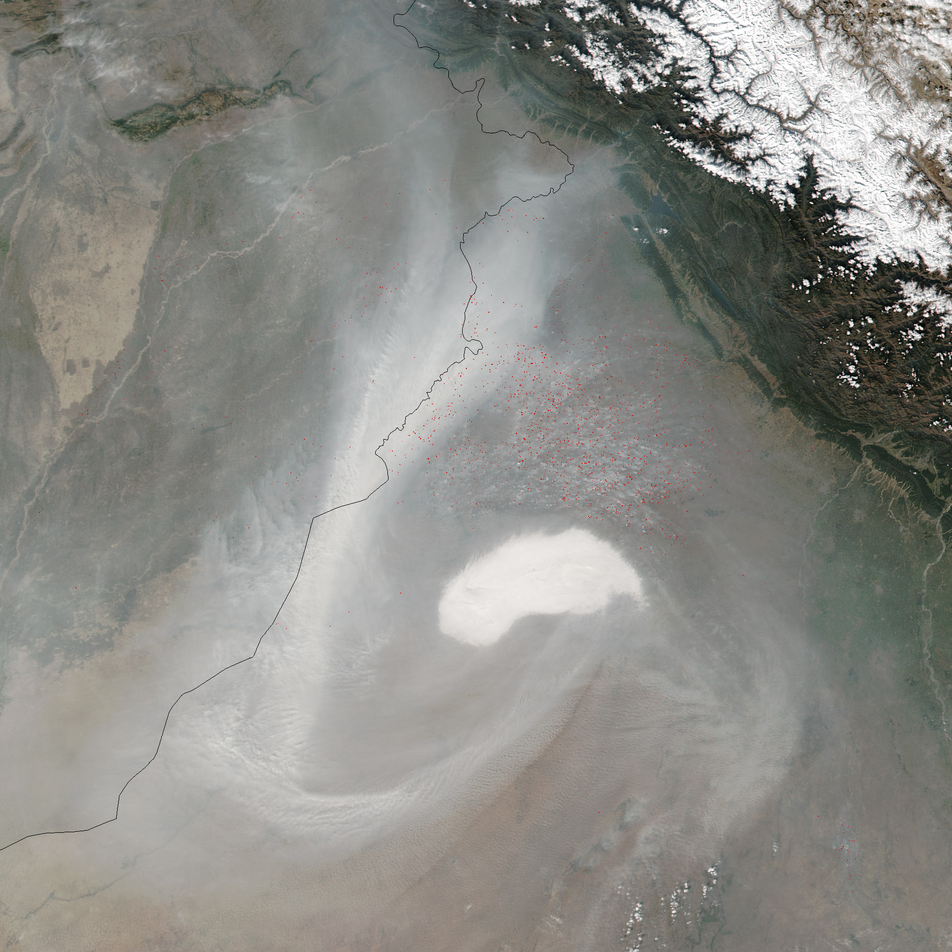 Satellite image showing smoke from crop-residue fires spreading across Punjab, Haryana and the Indo-Gangetic plain towards Delhi