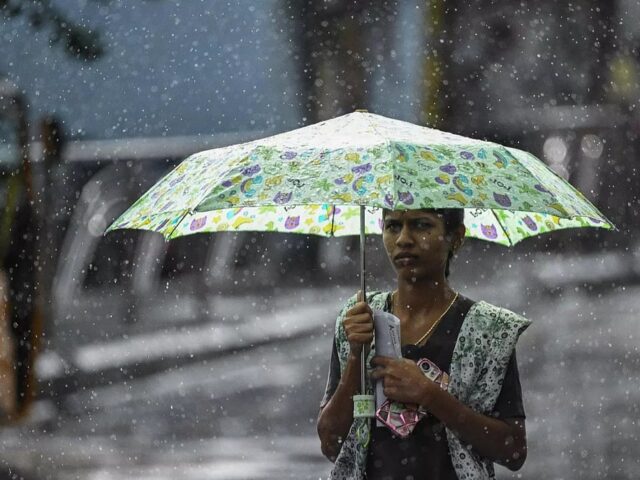 Heavy Rain Alert for Tamil Nadu Delta Districts, Puducherry Today